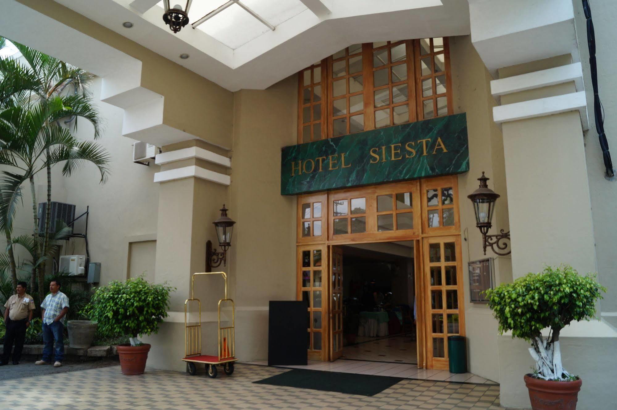 Siesta Hotel And Casino Antiguo Cuscatlán Buitenkant foto