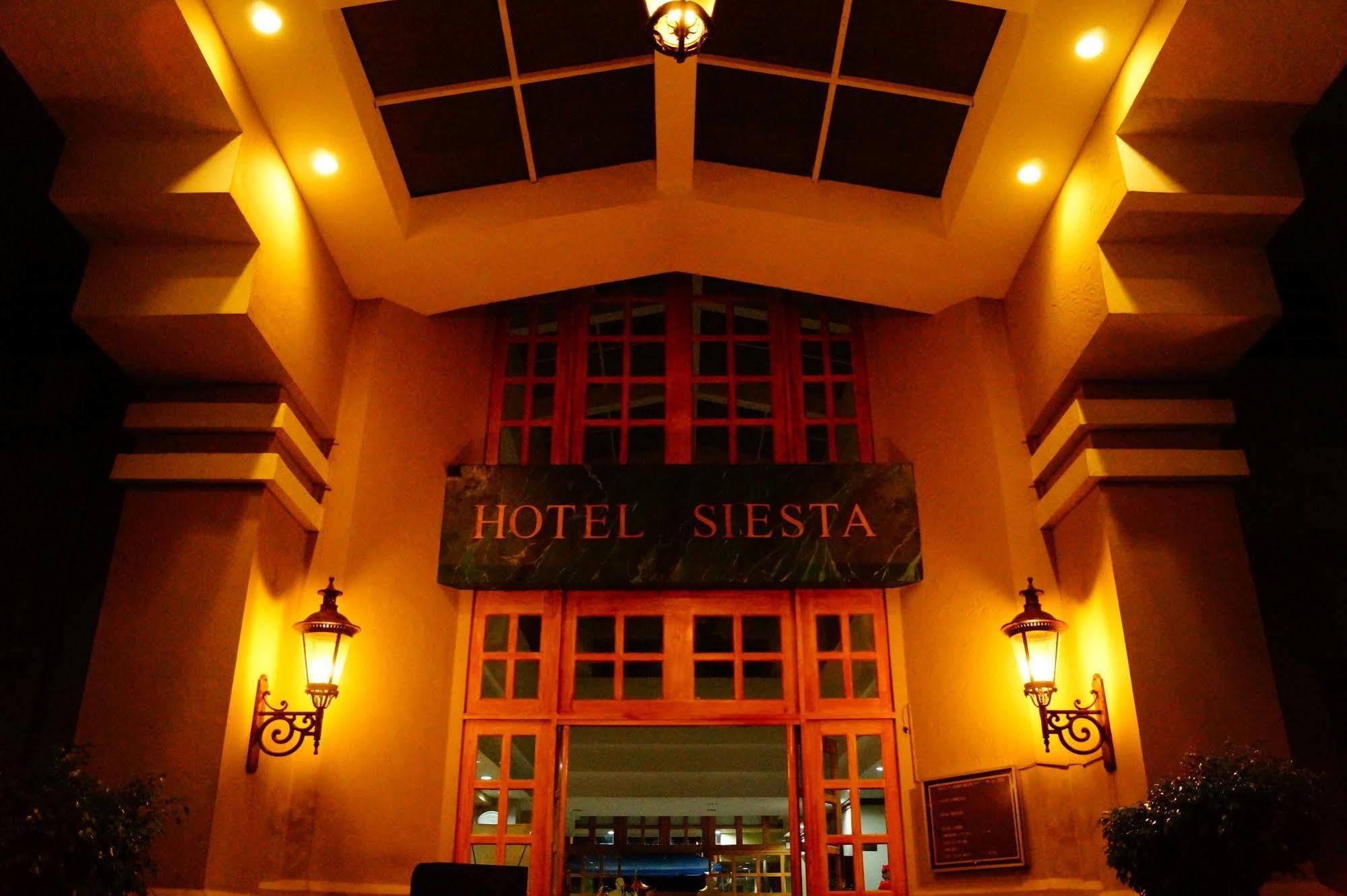Siesta Hotel And Casino Antiguo Cuscatlán Buitenkant foto